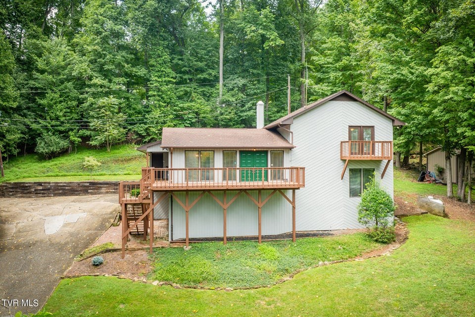 4532 Glenbrook Dr.
