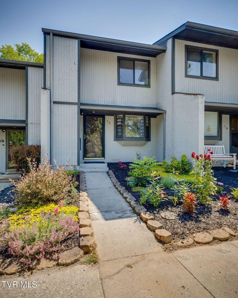 2420 Volunteer Parkway Apt 15